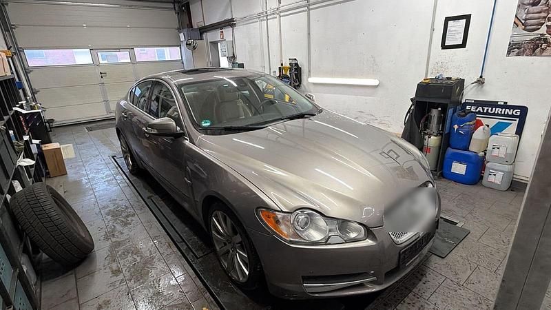 Gebraucht Jaguar XF 207 PS (152 kW) 2008 Grau Limousine