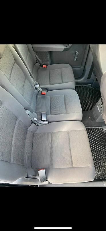 Gebraucht VW Touran 140 PS (102 kW) 2009 Grau Van / Kleinbus