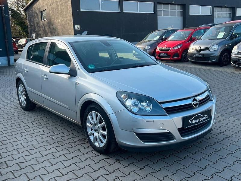 Gebraucht Opel Astra Edition 90 PS (66 kW) 2004 Silber Limousine
