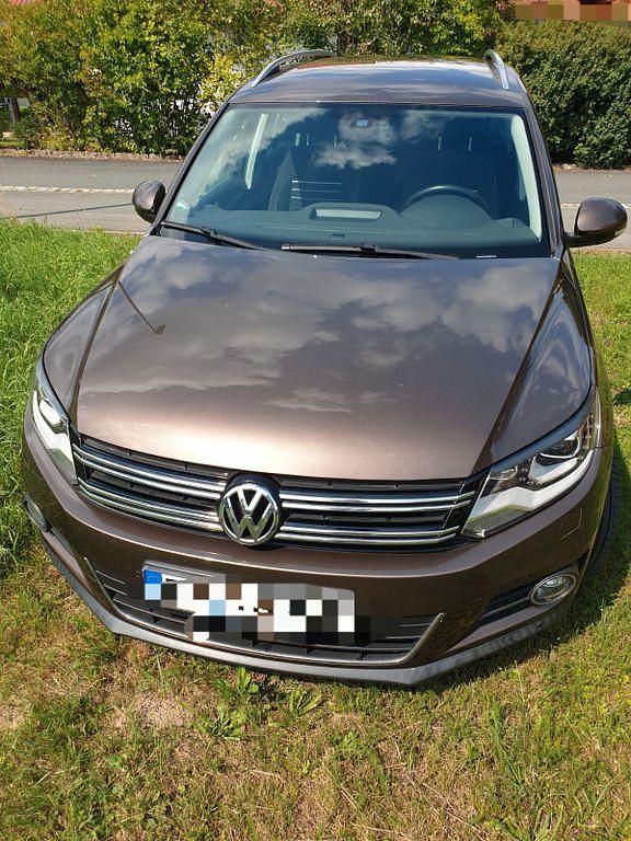 Braun Gebraucht 2015 VW Tiguan Sportline SUV | 12.400 € (Guter Preis) - Bild 1/4