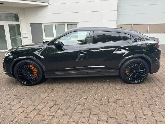 Neu Lamborghini Urus 799 PS (587 kW) 2026 Schwarz SUV