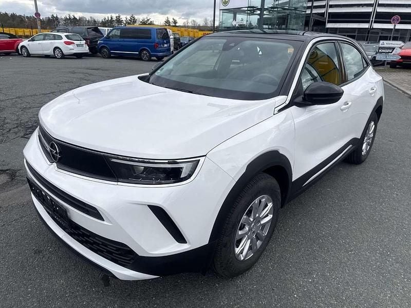 Gebraucht Opel Mokka-e Edition 100 kW (136 PS) 2023 Lack weiss banquise/typ aussen SUV