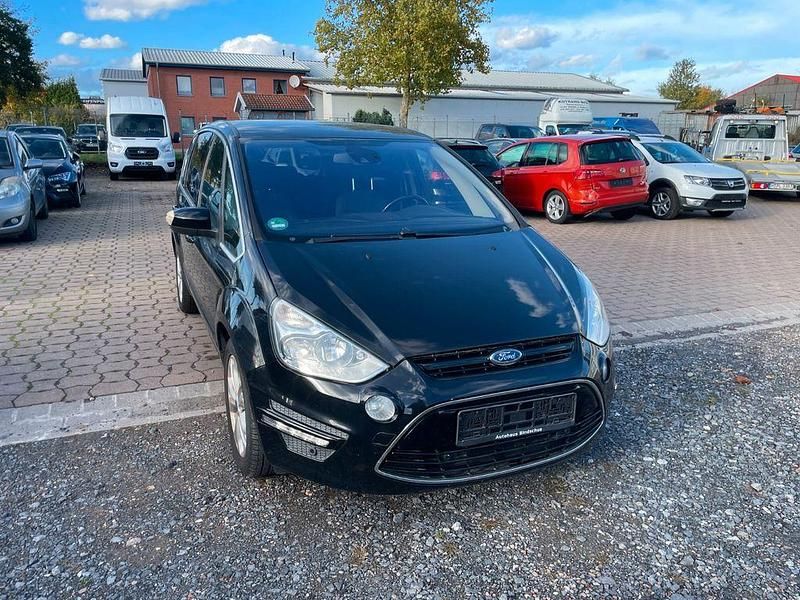 Gebraucht Ford S-MAX Titanium 160 PS (117 kW) 2011 Schwarz Van / Kleinbus