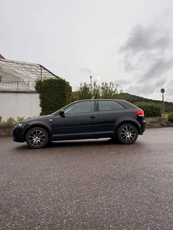 Gebraucht Audi A3 102 PS (75 kW) 2006 Schwarz Kleinwagen