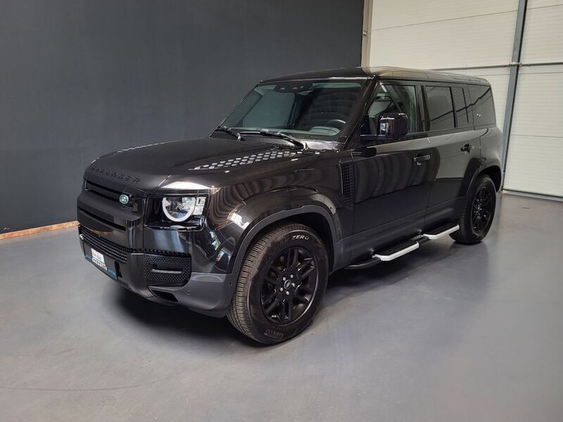 Schwarz Gebraucht 2020 Land Rover Defender First Edition SUV | 54.950 € (Fairer Preis) - Bild 1/4
