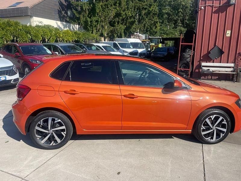 Gebraucht VW Polo Highline 95 PS (69 kW) 2019 Orange Limousine