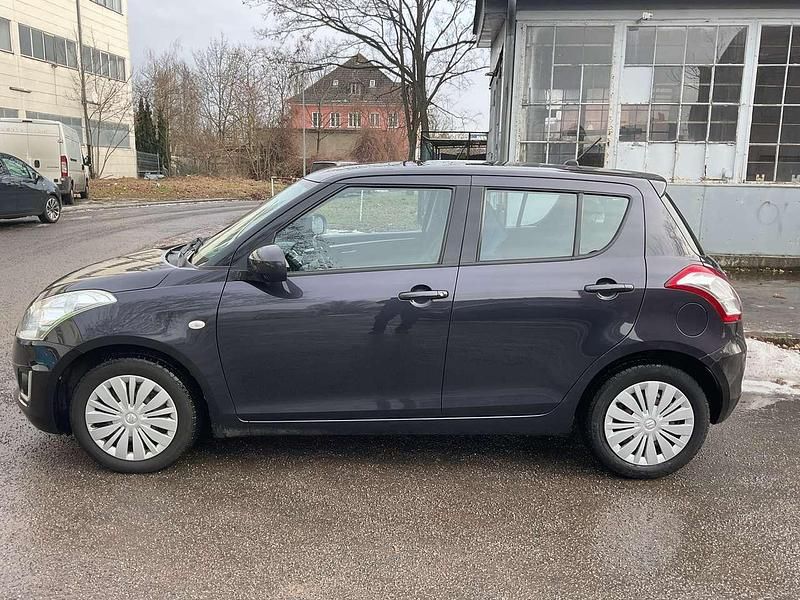Gebraucht Suzuki Swift 94 PS (69 kW) 2015 Grau Kleinwagen