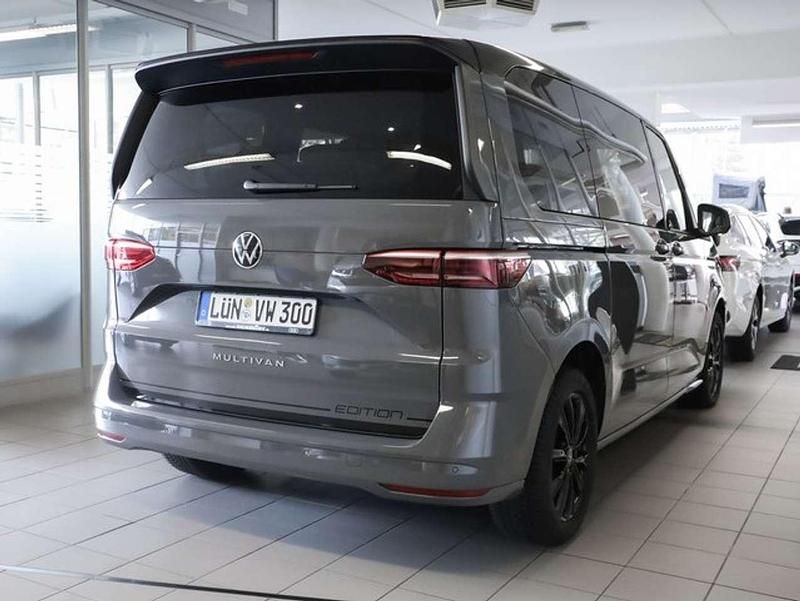 Gebraucht VW LT Edition 150 PS (110 kW) 2024 Pure grey/ schwarz Van / Kleinbus