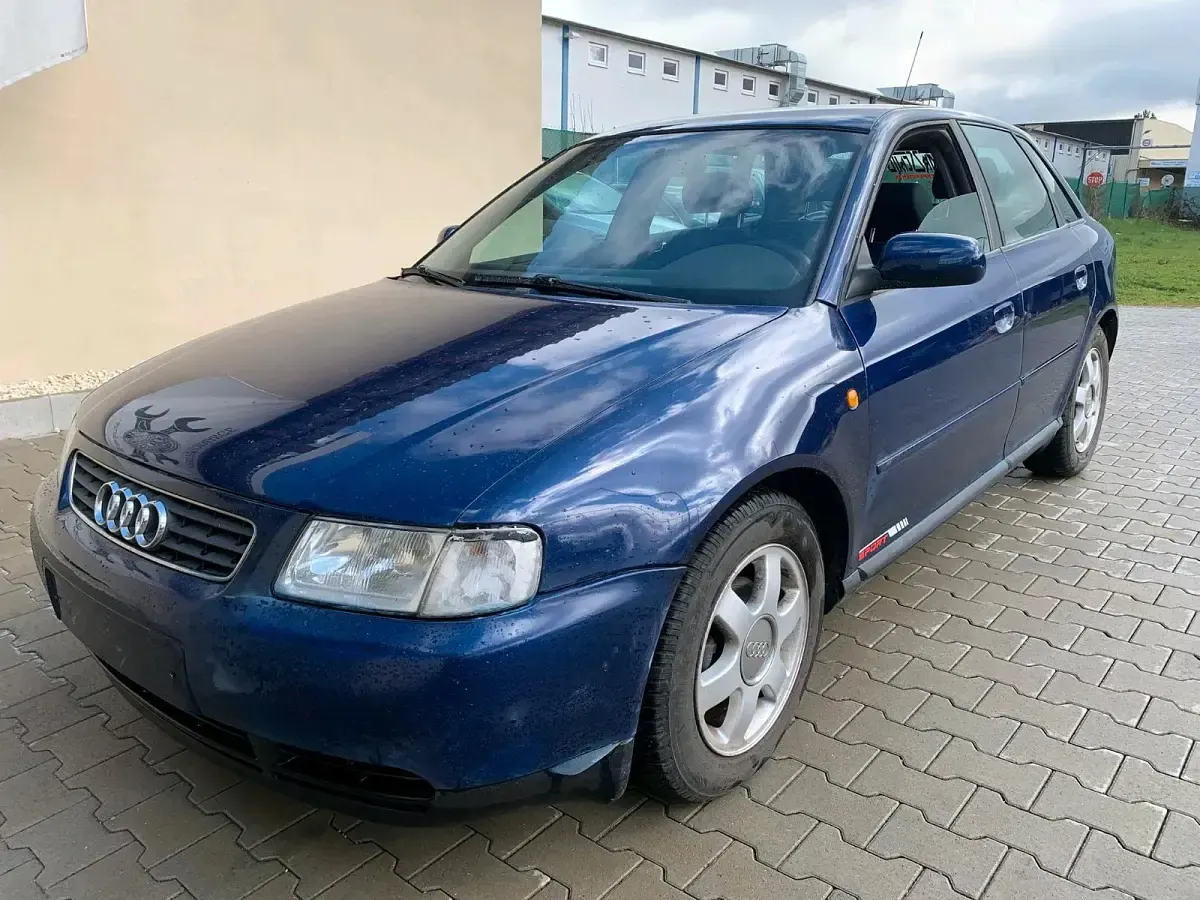 Gebraucht Audi A3 101 PS (74 kW) 1999 Blau Kleinwagen