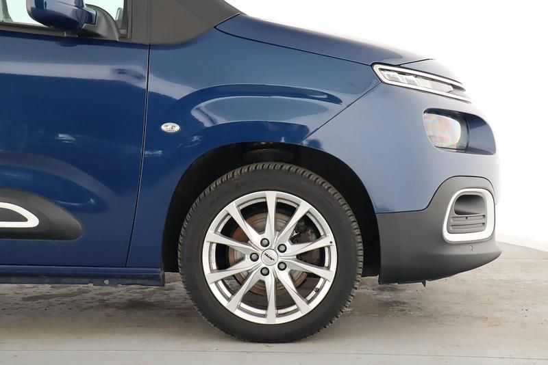 Gebraucht Citroën Berlingo Feel 131 PS (96 kW) 2019 Lackierung nachtblau/typ aussenverkleidung metalliclackierung Van / Kleinbus