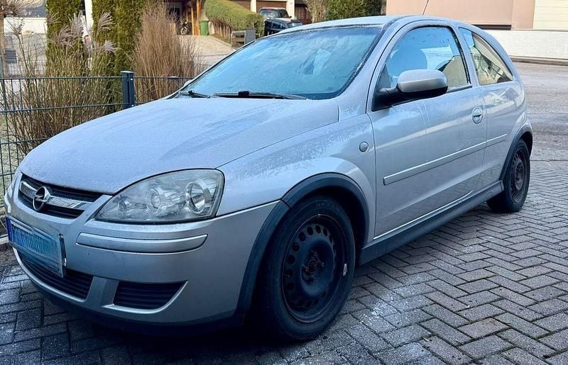 Silber Gebraucht 2006 Opel Corsa Limousine | 999 € (Fairer Preis) - Bild 1/4