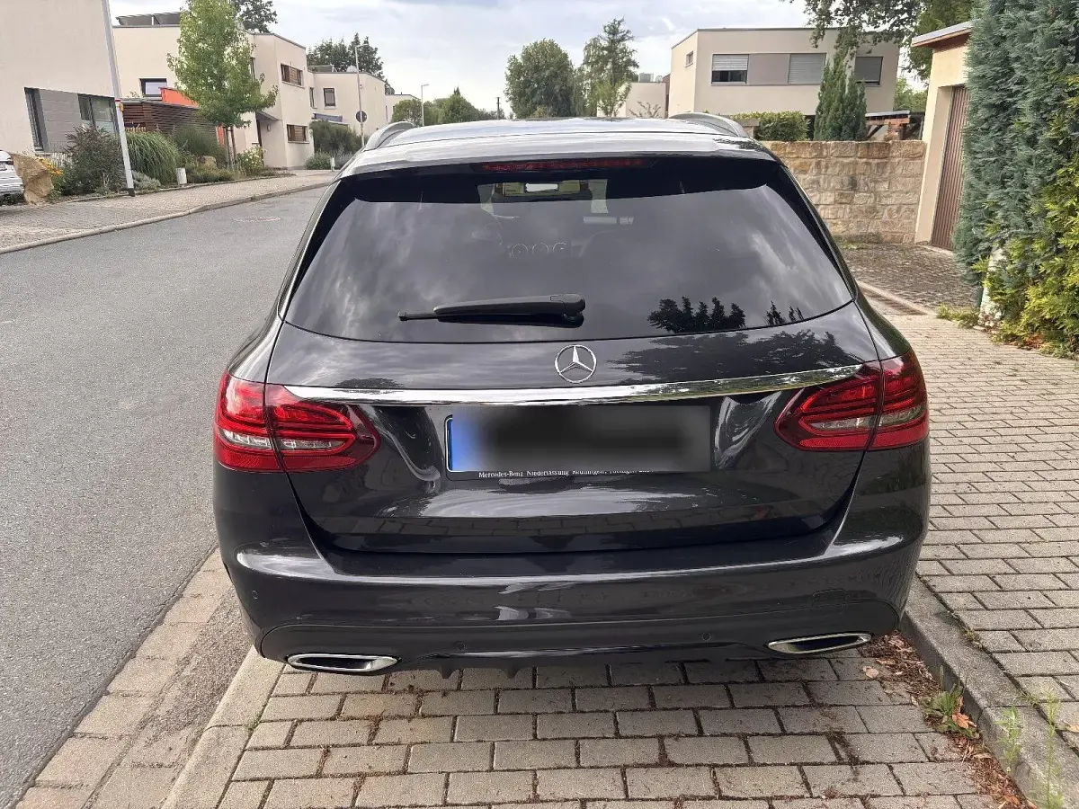 Gebraucht Mercedes C220 AMG line 194 PS (142 kW) 2020 Grau Kombi