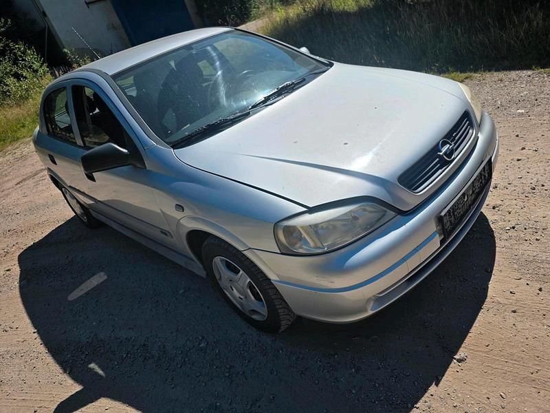 Silber Gebraucht 2000 Opel Astra Coupé | 949 € (Superpreis) - Bild 1/4
