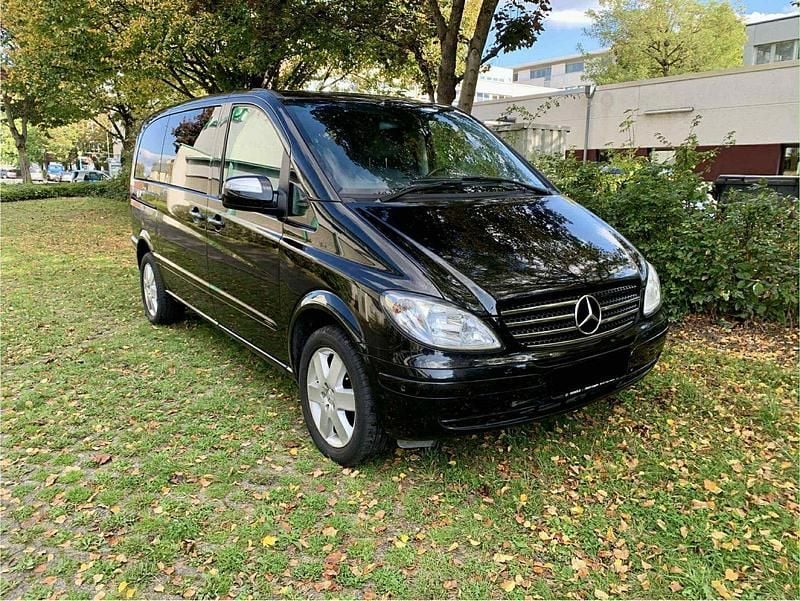 Schwarz Gebraucht 2010 Mercedes Viano Van / Kleinbus | 7.900 € (Superpreis) - Bild 1/4