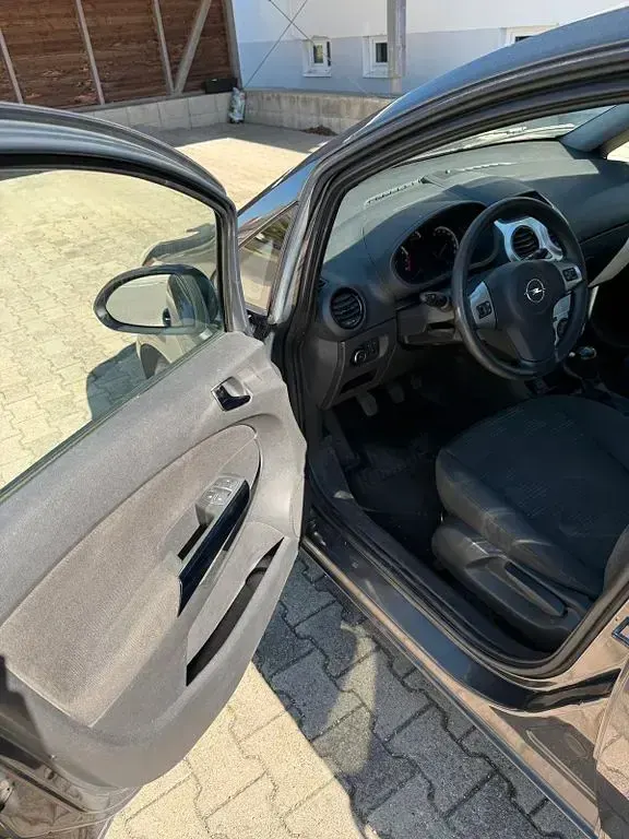 Gebraucht Opel Corsa 86 PS (63 kW) 2014 Grau Kleinwagen