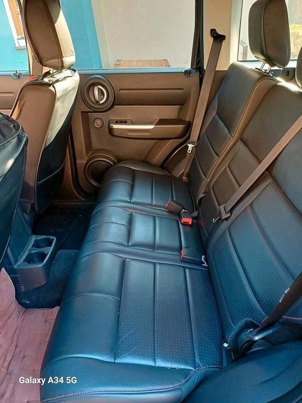 Gebraucht Dodge Nitro 177 PS (130 kW) 2008 Schwarz SUV