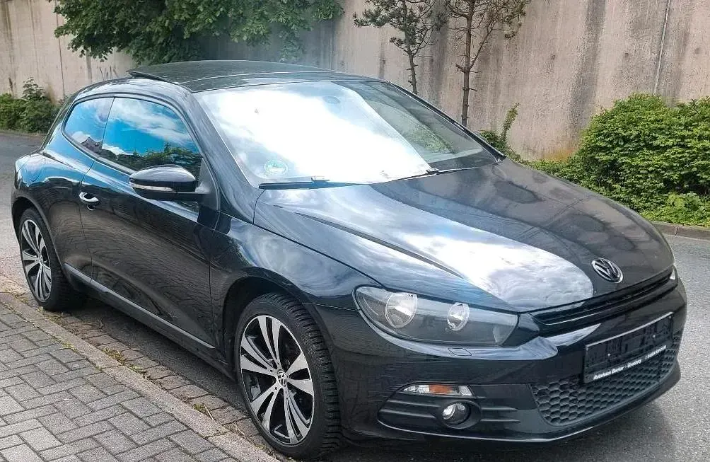 Używany VW Scirocco Edition 122 KM (89 kW) 2011 Czarny Coupe