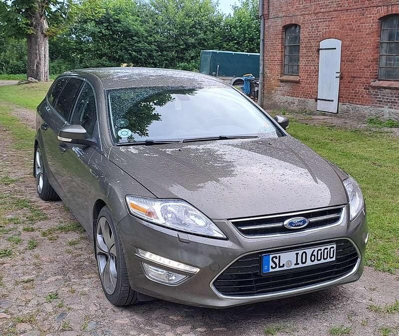 Braun Gebraucht 2010 Ford Mondeo Titanium Kombi | 4.850 € (Fairer Preis) - Bild 1/4