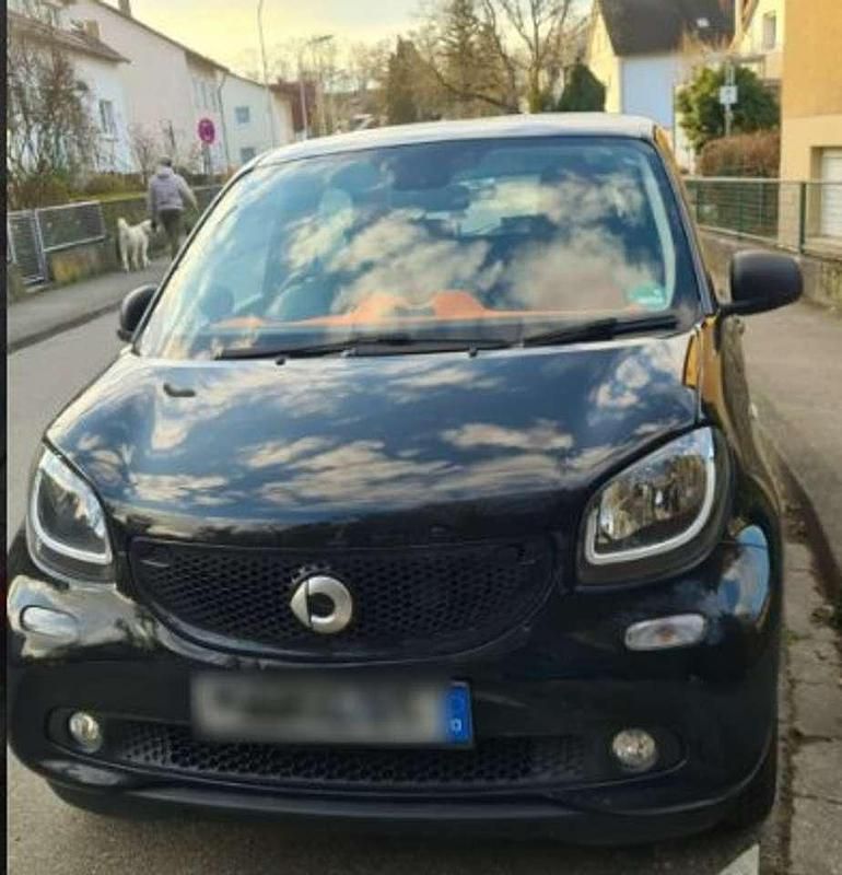 Schwarz Gebraucht 2017 Smart ForFour Passion Kleinwagen | 8.000 € (Fairer Preis) - Bild 1/4