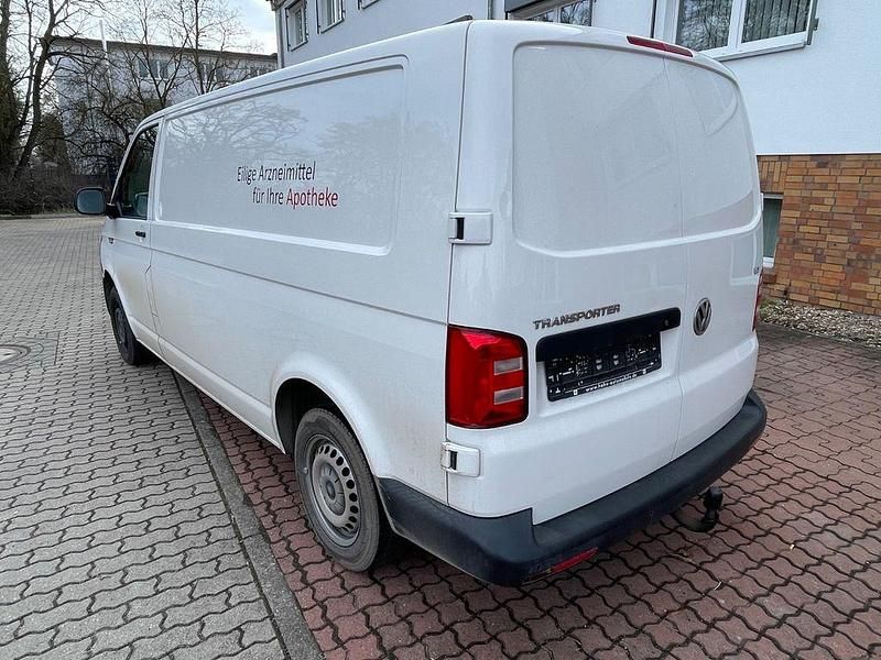Gebraucht VW Transporter 102 PS (75 kW) 2018 Weiß Van