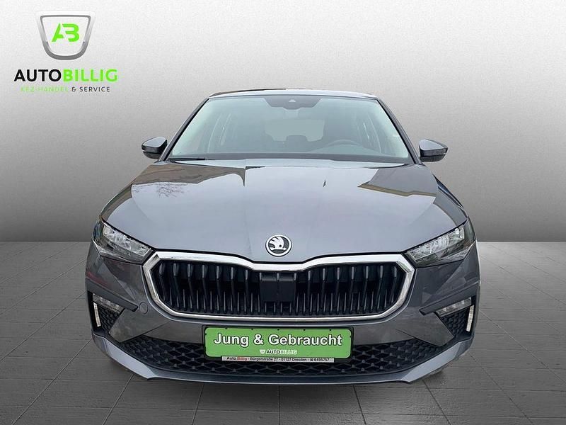 Gebraucht Skoda Scala Selection 116 PS (85 kW) 2024 Graphitegrau metallic Kleinwagen