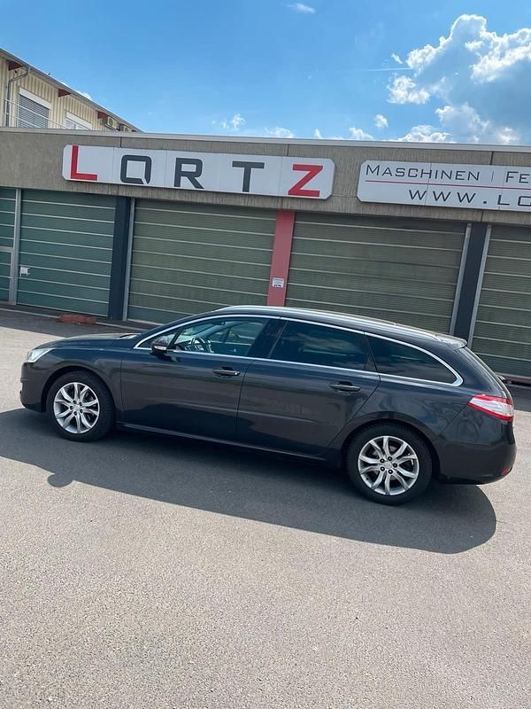 Gebraucht Peugeot 508 156 PS (114 kW) 2011 Grau Kombi