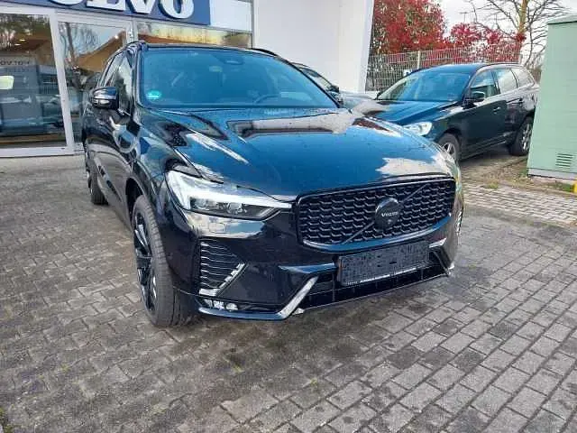 Gebraucht Volvo XC60 Plus 250 PS (183 kW) 2025 Schwarz SUV