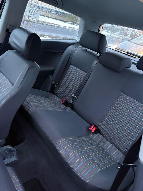 Gebraucht VW Polo Basis 54 PS (39 kW) 2005 Schwarz Kleinwagen