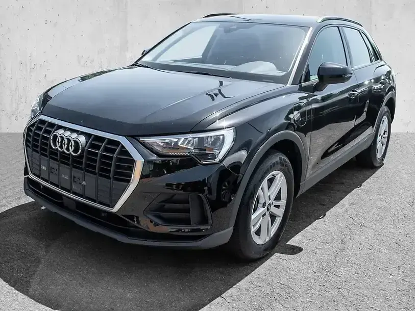 Gebraucht Audi Q3 Design 245 PS (180 kW) 2022 Mythosschwarz metallic SUV