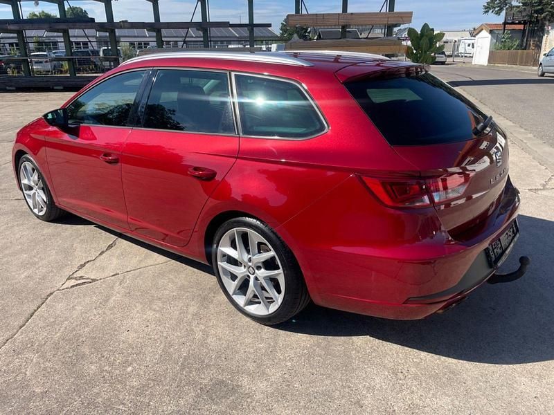 Gebraucht Seat Leon ST FR 184 PS (135 kW) 2015 Rot Kombi