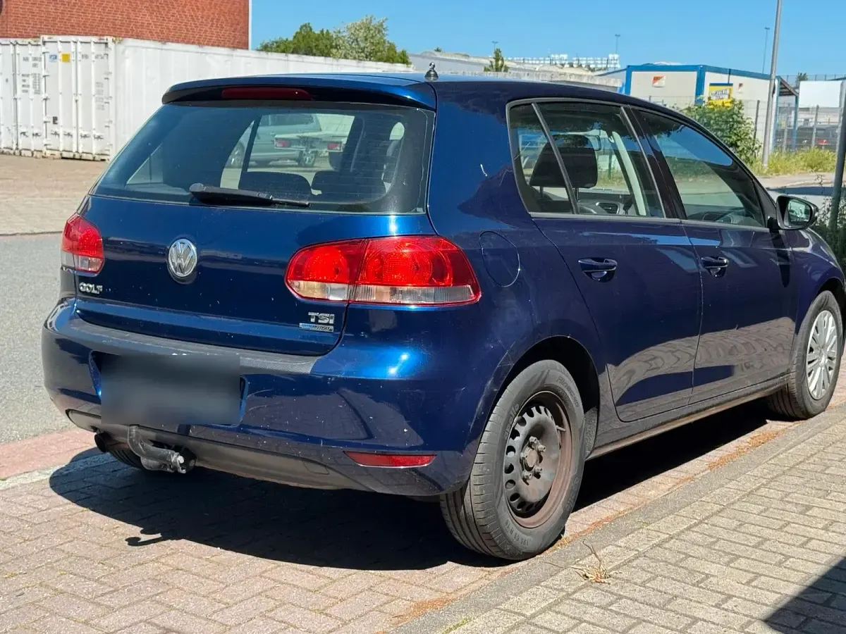 Gebraucht VW Golf VII 104 PS (76 kW) 2012 Blau Limousine