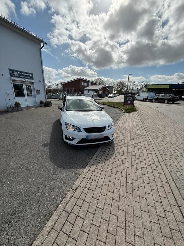 Gebraucht Seat Leon FR 150 PS (110 kW) 2014 Weiß Limousine