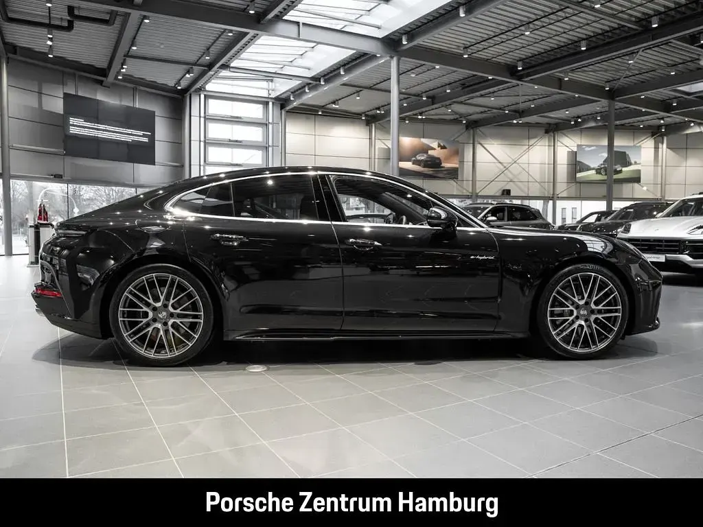 Neu Porsche Panamera 4 470 PS (345 kW) 2026 Schwarz Kleinwagen
