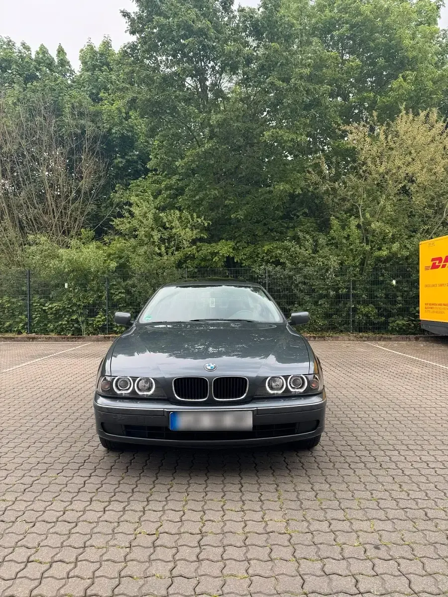 Gebraucht BMW 520 136 PS (100 kW) 2000 Grau Limousine