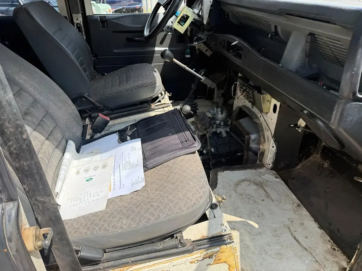 Gebraucht Land Rover Defender 85 PS (62 kW) 1989 Schwarz SUV