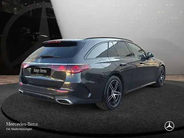 Gebraucht Mercedes E200 AMG 204 PS (150 kW) 2025 Graphitgrau Kombi