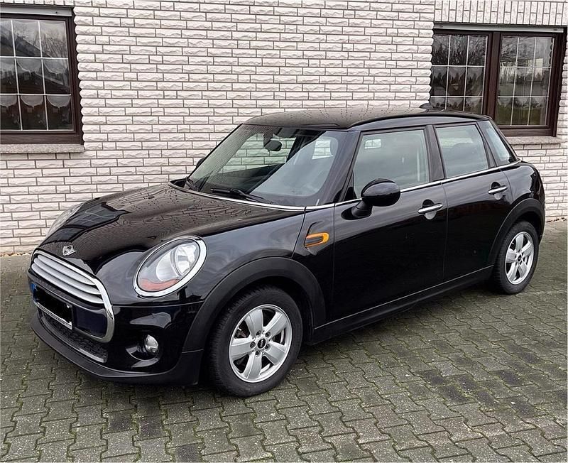 Schwarz Gebraucht 2014 Mini Cooper D Kleinwagen | 10.150 € - Bild 1/4
