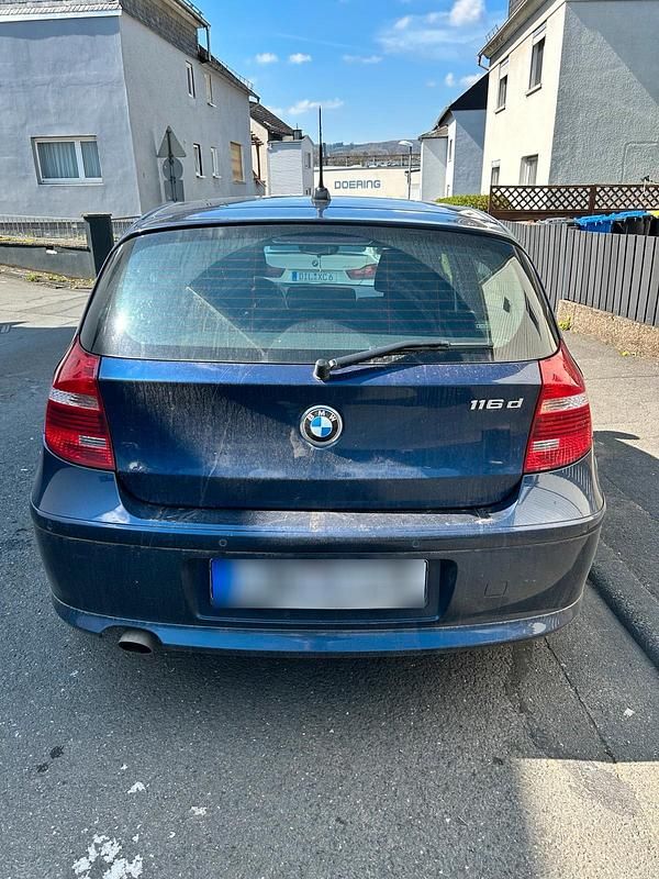 Second-hand BMW 116 116 CP (85 kW) 2011 Albastru Hatchback