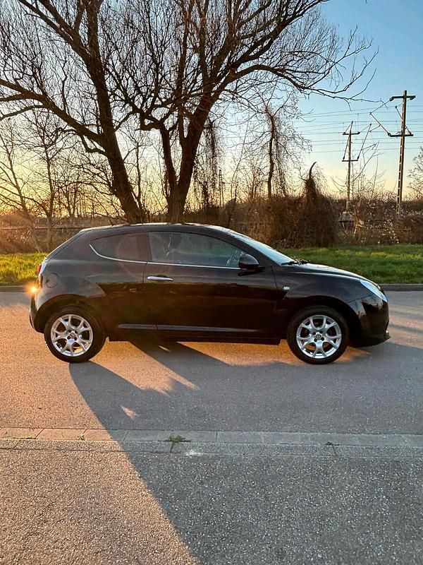 Gebraucht Alfa Romeo MiTo 95 PS (69 kW) 2009 Schwarz Kleinwagen