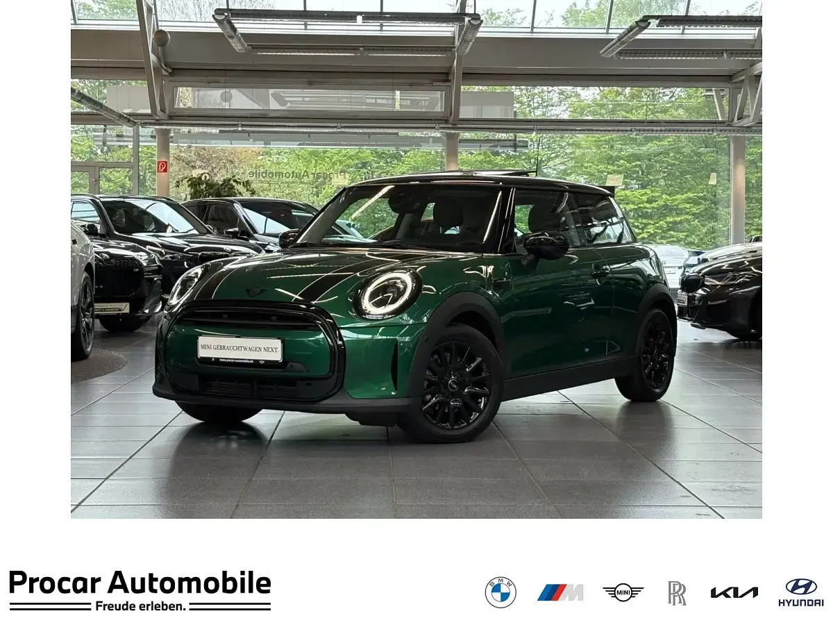 Gebraucht Mini Cooper 136 PS (100 kW) 2023 Grün Kleinwagen
