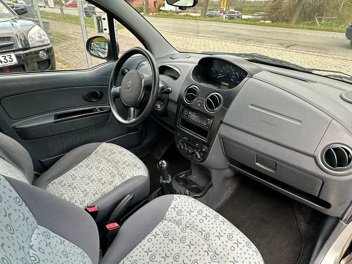 Gebraucht Chevrolet Matiz 52 PS (38 kW) 2009 Silber Kleinwagen