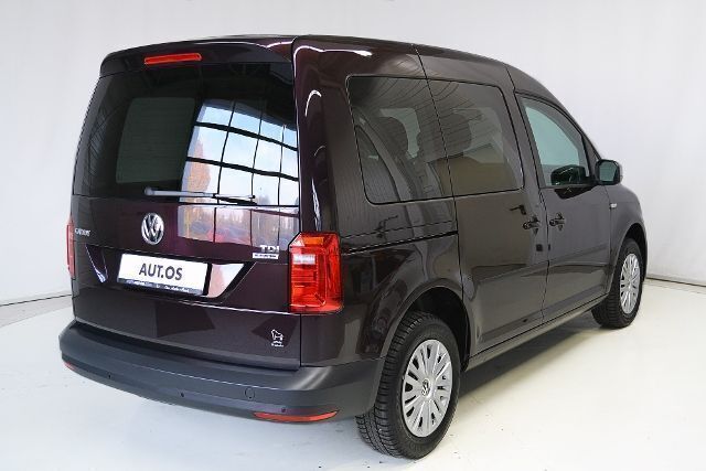 Gebraucht VW Caddy Trendline 102 PS (75 kW) 2015 Schwarz metallic Van / Kleinbus