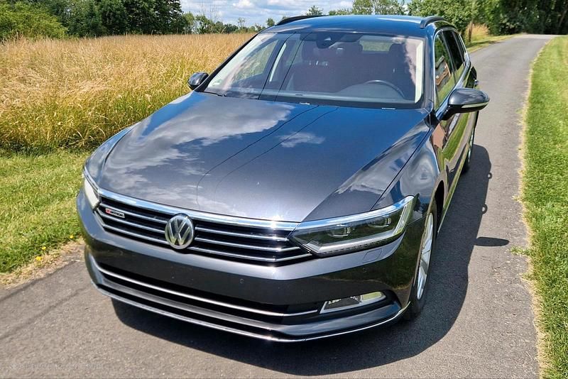 Andere farben Gebraucht 2017 VW Passat Kombi | 17.800 € (Fairer Preis) - Bild 1/4