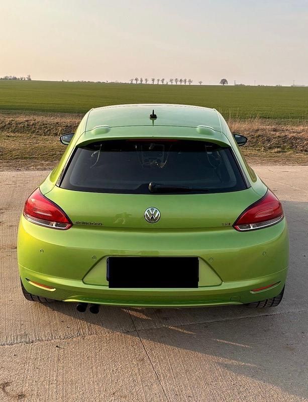 Usata VW Scirocco 122 CV (89 kW) 2009 Verde Coupé