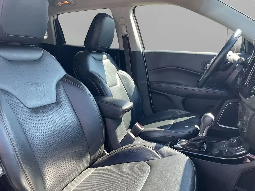 Gebraucht Jeep Compass Limited 170 PS (125 kW) 2018 Weiß SUV