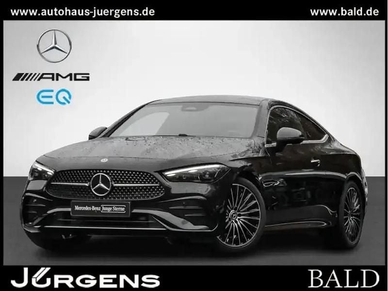 Gebraucht Mercedes CLE300 AMG 258 PS (189 kW) 2024 Schwarz obsidianschwarz metall Coupé