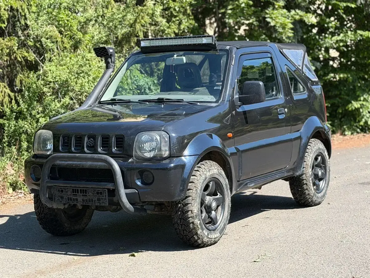 Brugt Suzuki Jimny 80 HK (58 kW) 2002 Sort SUV