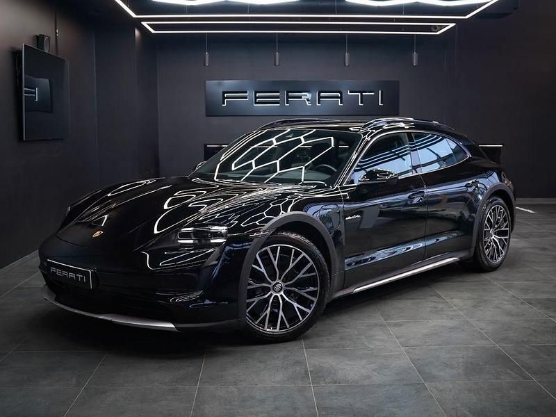 Schwarz Gebraucht 2021 Porsche Taycan Cross Turismo Limousine | 68.900 € (Etwas zu teuer) - Bild 1/4