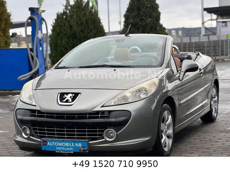 Grau Gebraucht 2008 Peugeot 207 CC Platinum Cabrio | 3.500 € (Fairer Preis) - Bild 1/4