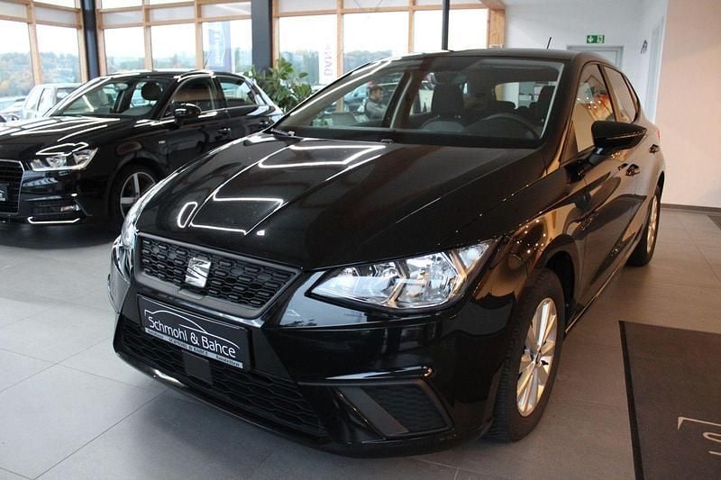 Schwarz Gebraucht 2021 Seat Ibiza Style Kleinwagen | 12.790 € (Guter Preis) - Bild 1/4